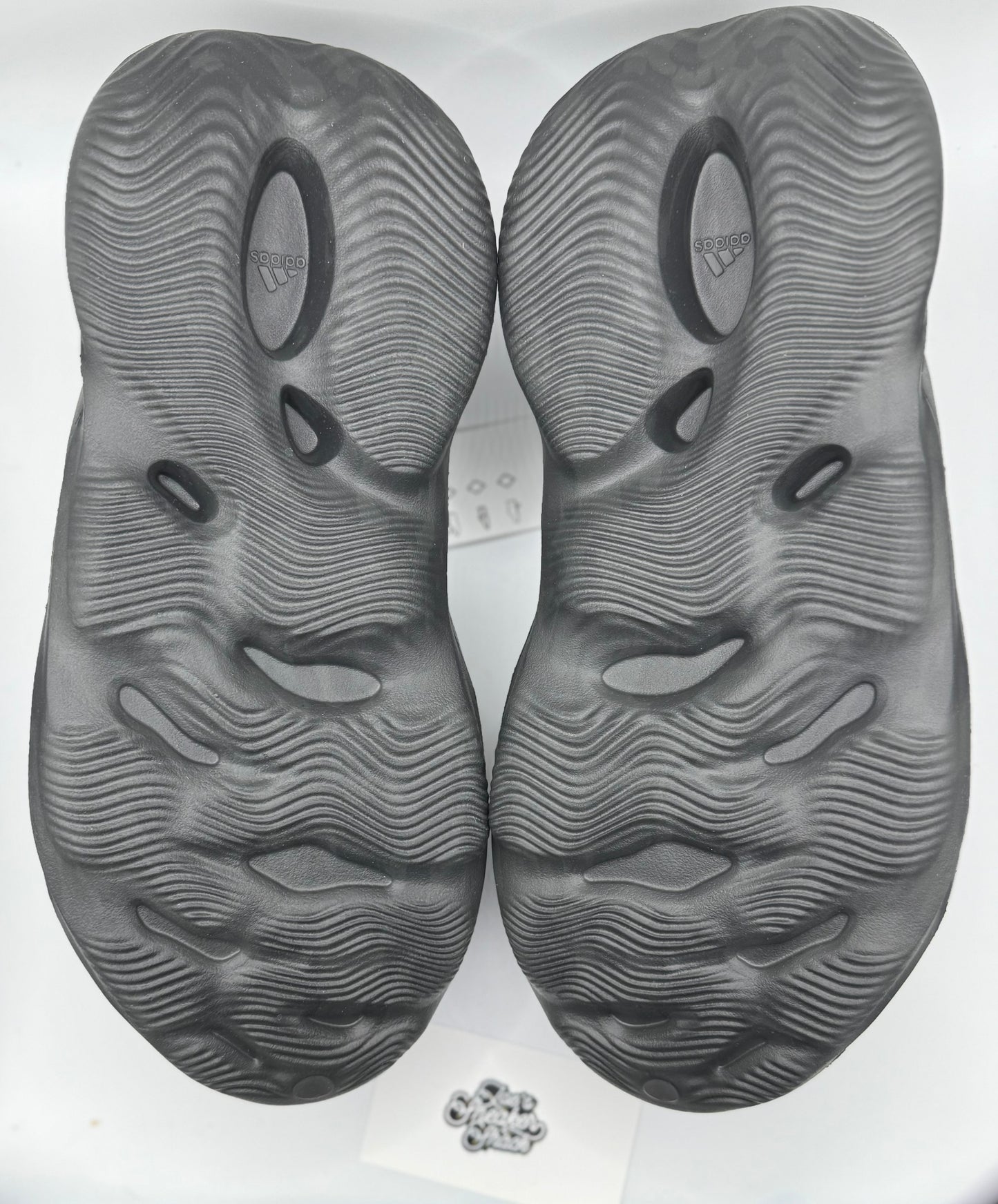 adidas Yeezy Foam RNR Onyx (2022/2024)