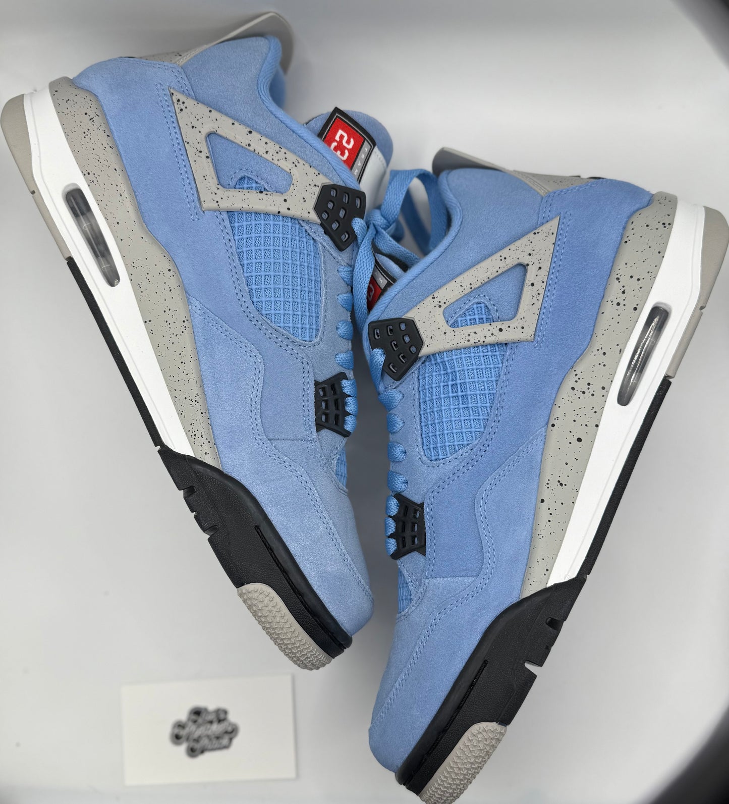 Jordan 4 Retro University Blue
