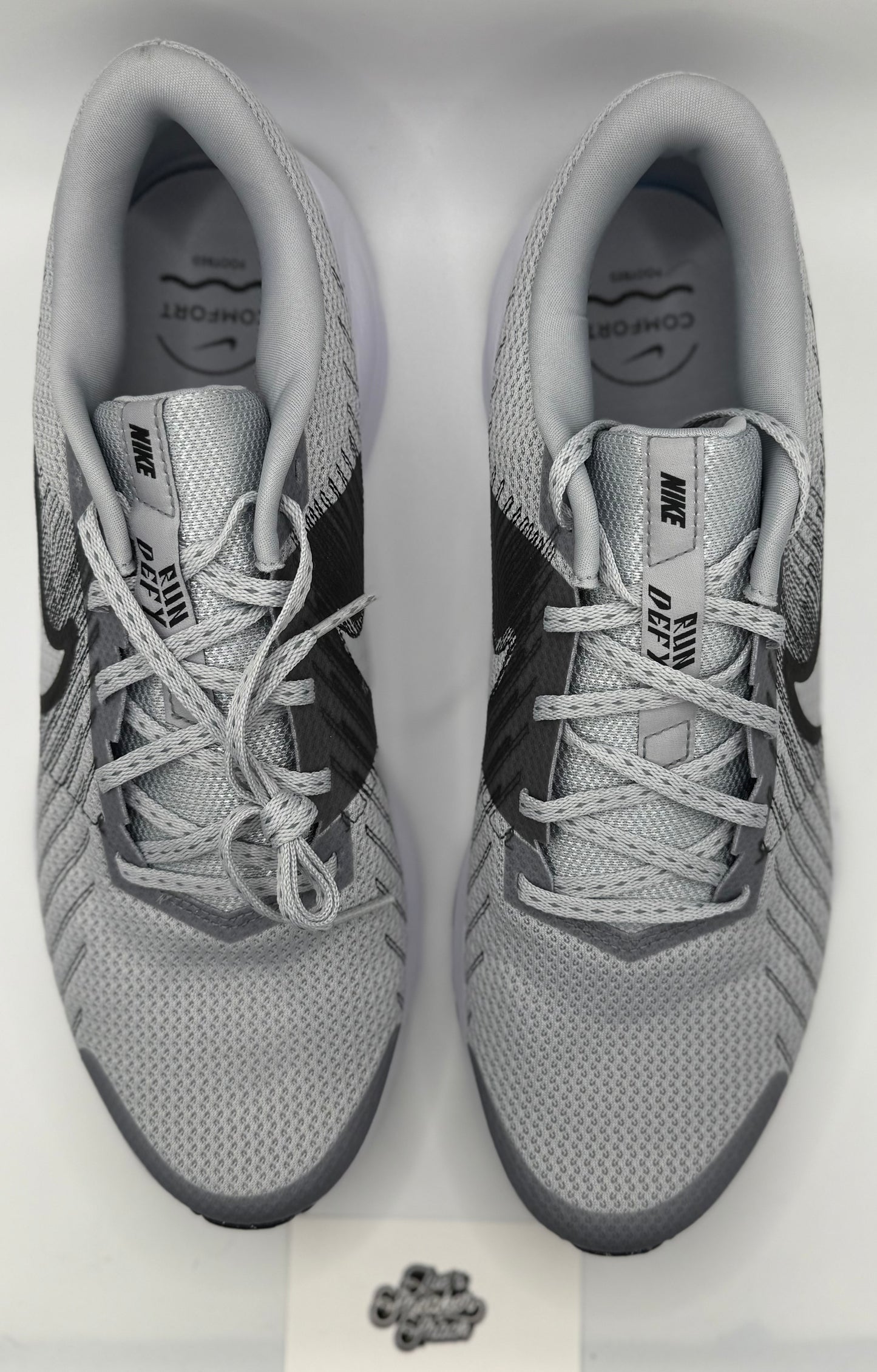 Nike Run Defy Wolf Grey
