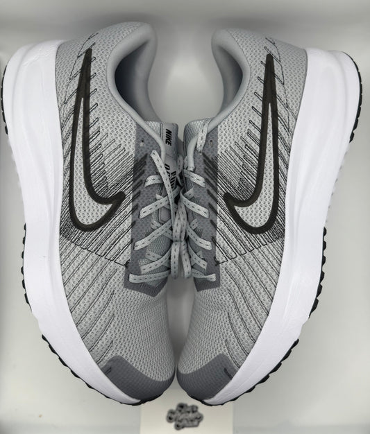 Nike Run Defy Wolf Grey