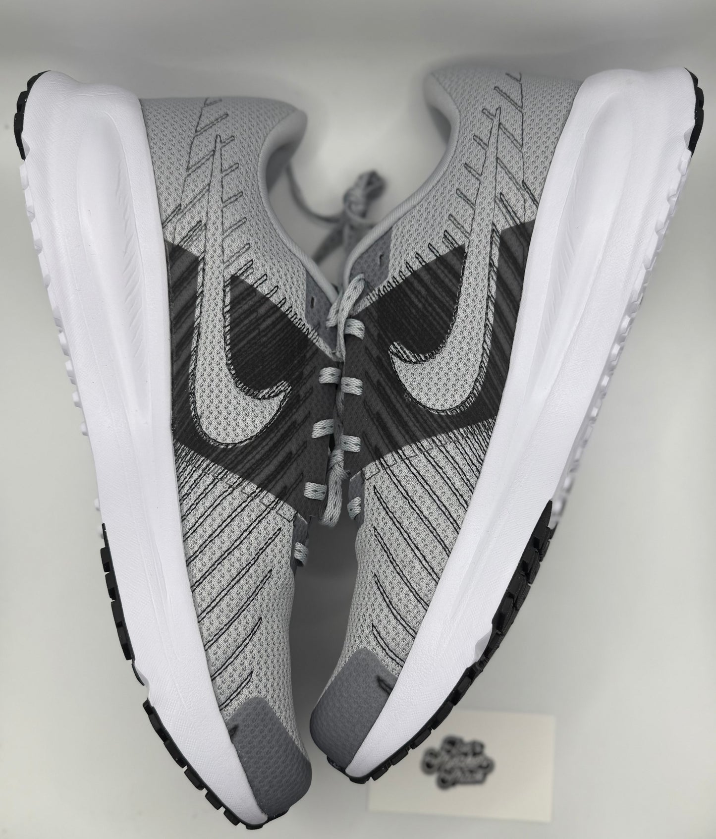 Nike Run Defy Wolf Grey